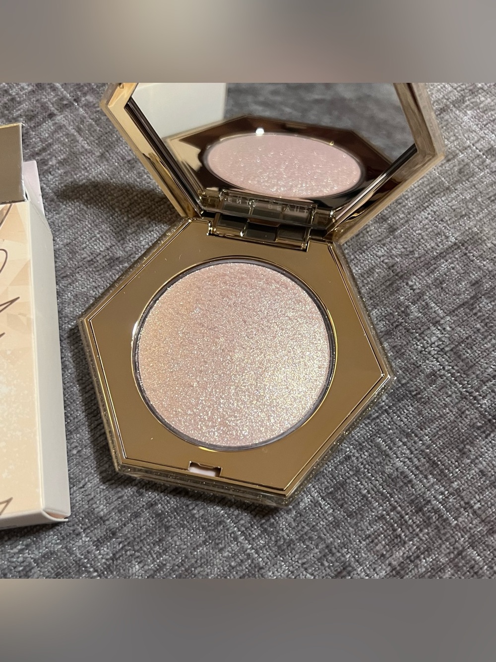 Fenty Beauty Diamond Bomb Royal Icing - Picture 3 of 11